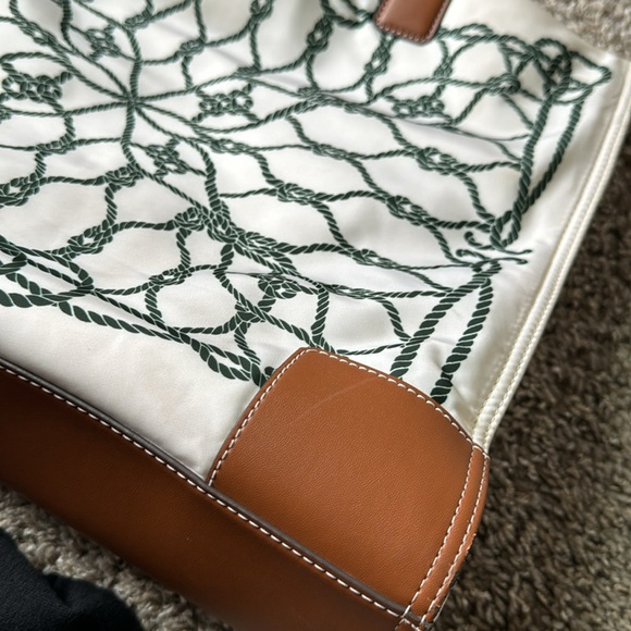 Tory Burch Ella Tote - Picture 2 of 7